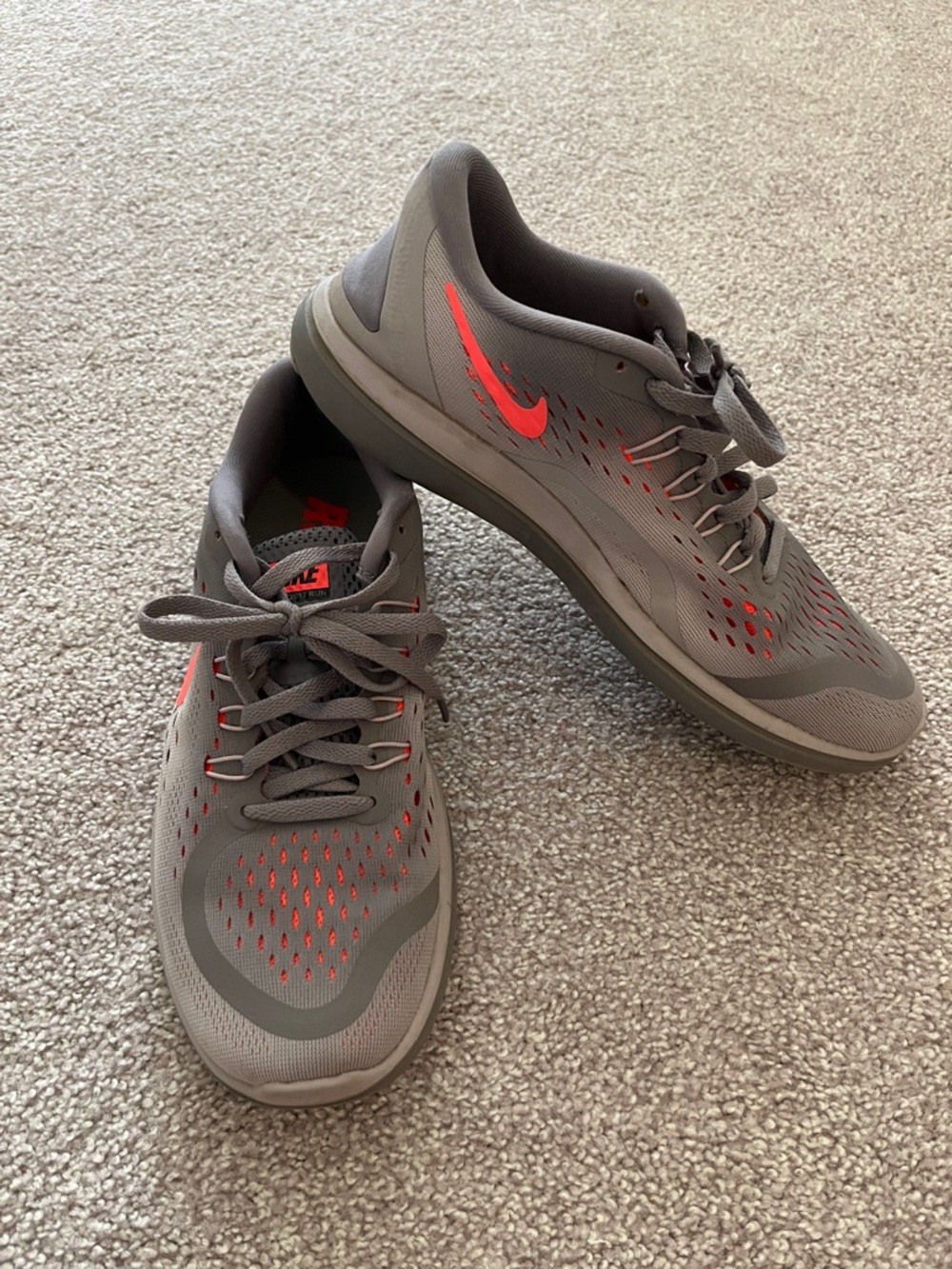 Nike women’s running sneakers size 6